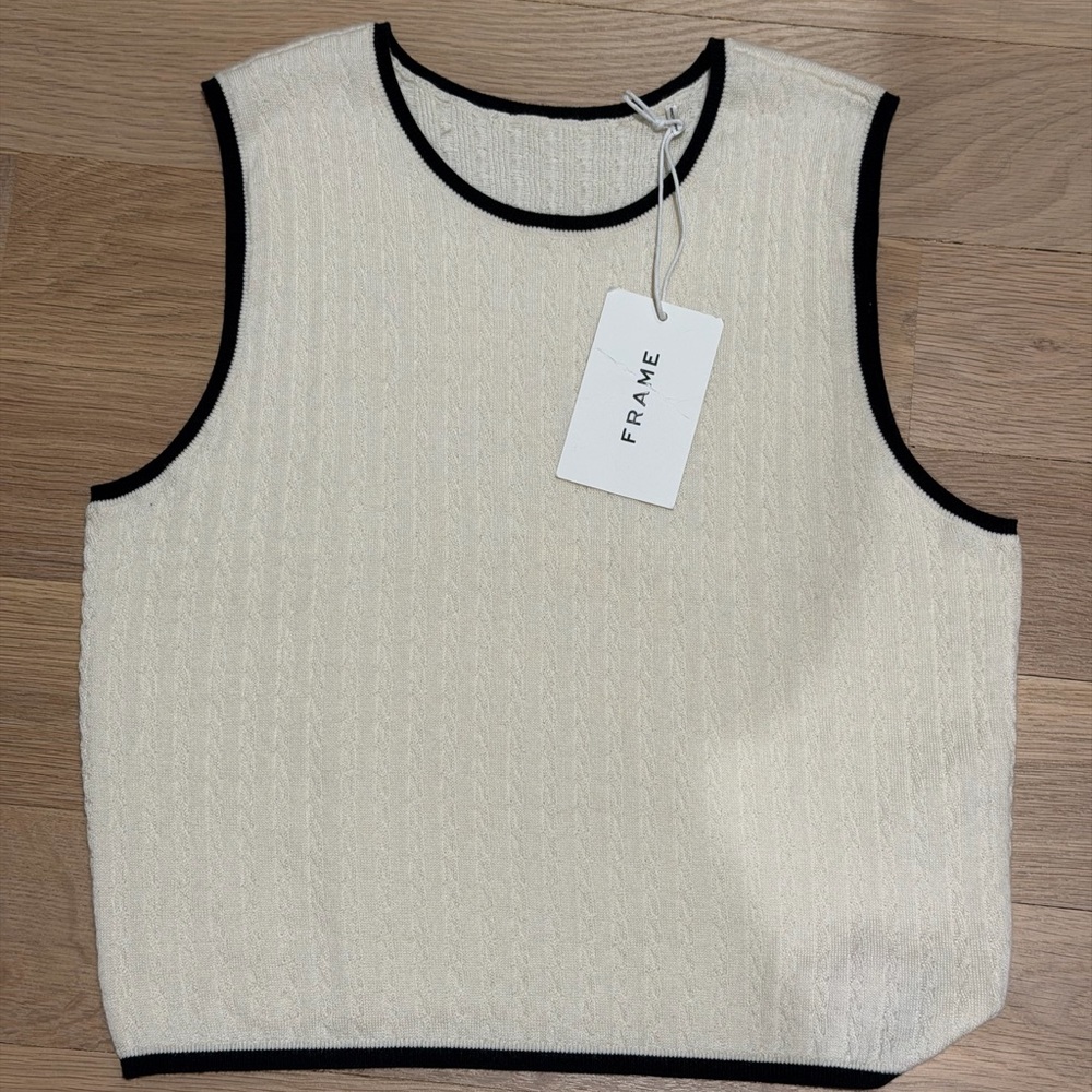 Frame Cashmere Cream Sleeveless Top